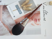 Load image into Gallery viewer, 1 pcs Luxury Round Kabuki Brush Wood Handle Dome Shape Dense Powder Brush Tapered Precision Blush Powder Makeup Brush