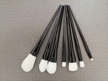 Load image into Gallery viewer, 7/12pcs Pearl Makeup Brush Rainbow Brush Blush Powder Foundation Beauty Tools Contour Brush Make up Brush