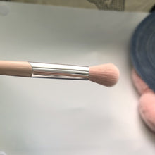 Load image into Gallery viewer, BBL 1 Piece Pink Premium Fluffy Highlighter Brush Makeup Brushes Precision Tapered Highlight Blender Brush Make Up Tools