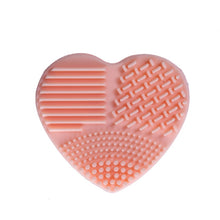 Load image into Gallery viewer, Silicone Heart Shape Makeup Brush Cleaner Cosmetic Cleaning Tool Washing Brush Color heart shaped makeup brush wash H30314
